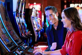 Antarmuka sportsbook naga777 menampilkan pasar Liga 1, MotoGP, dan badminton